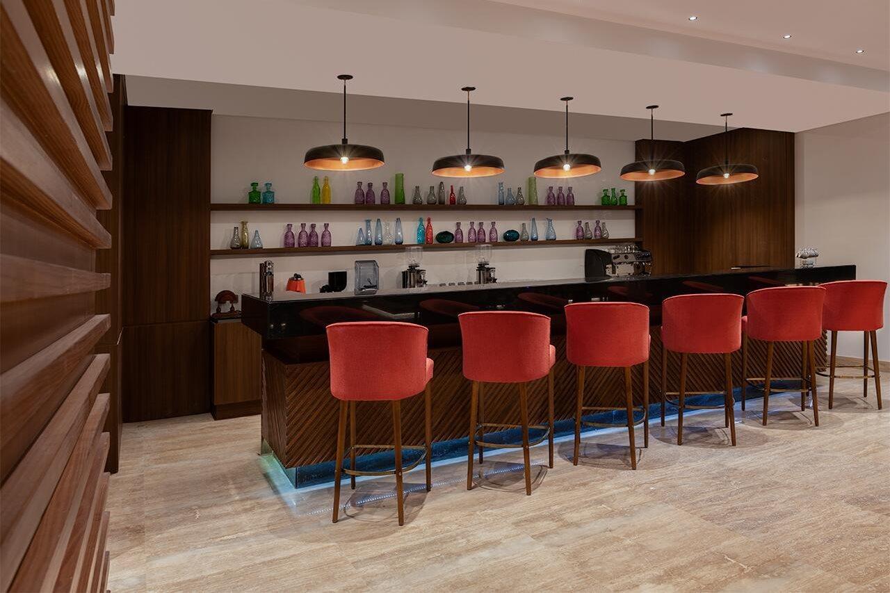 Crystal Inn Hotel - Alamein (Adults Only) El-Alamein Eksteriør billede The bar at the lounge