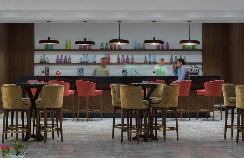 Crystal Inn Hotel - Alamein (Adults Only) El-Alamein Eksteriør billede The bar at the lounge