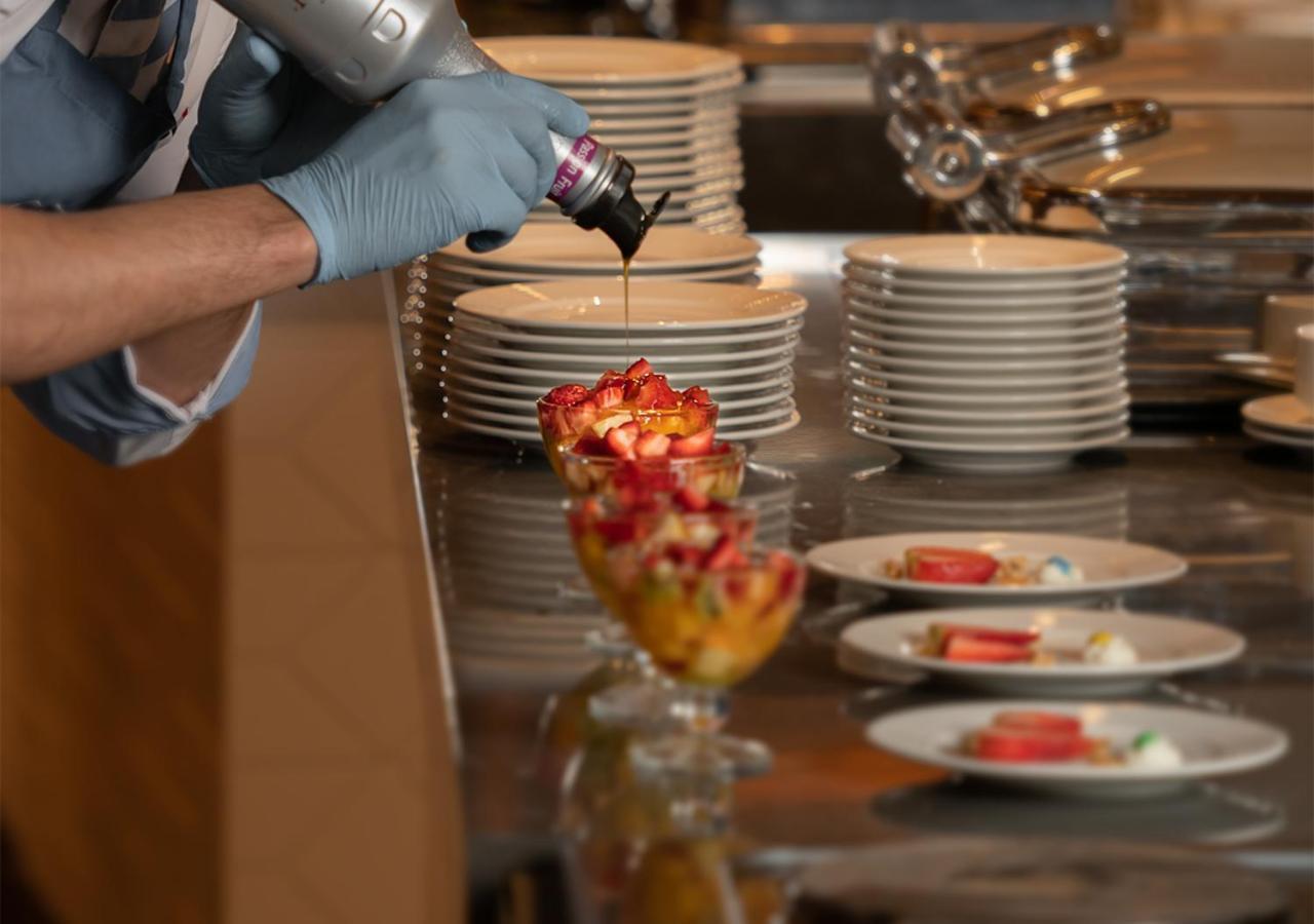 Crystal Inn Hotel - Alamein (Adults Only) El-Alamein Eksteriør billede A pastry chef finishing a dessert